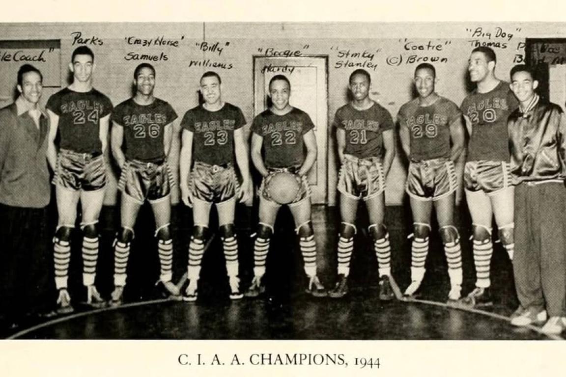 A yearbook photo of the 1944 men’s basketball team from North Carolina College for Negroes.